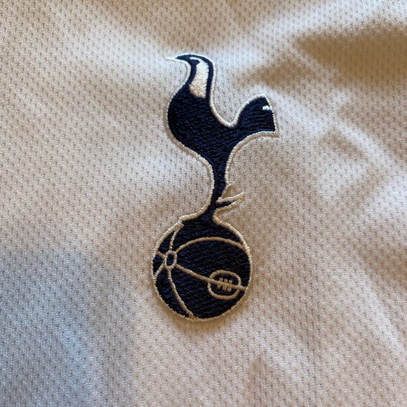 Tottenham Hotspurs jersey, new with tags! Never worn. Bag and packing included. - Picture 3 of 8